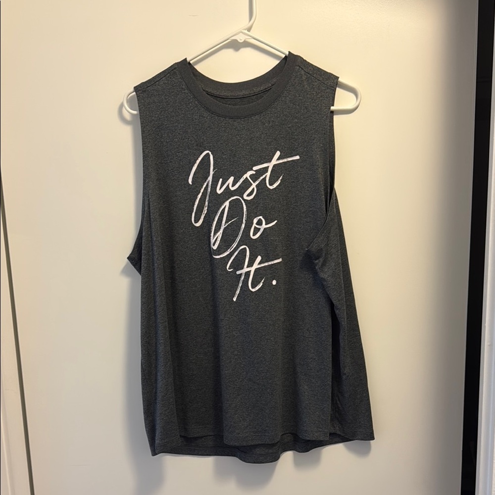 Women's Gray Sleeveless Top